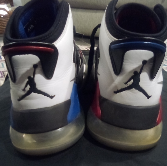 Jordan Mars 270 - Picture 6 of 6